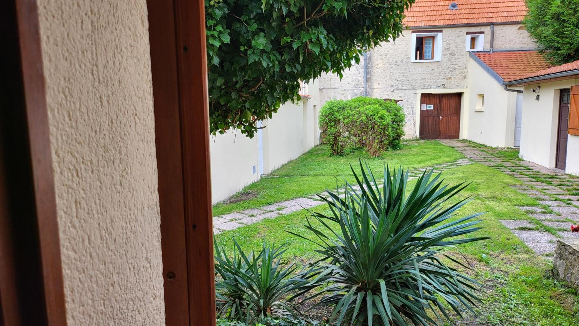 A La Vielle Halle Souppes-sur-Loing Екстер'єр фото