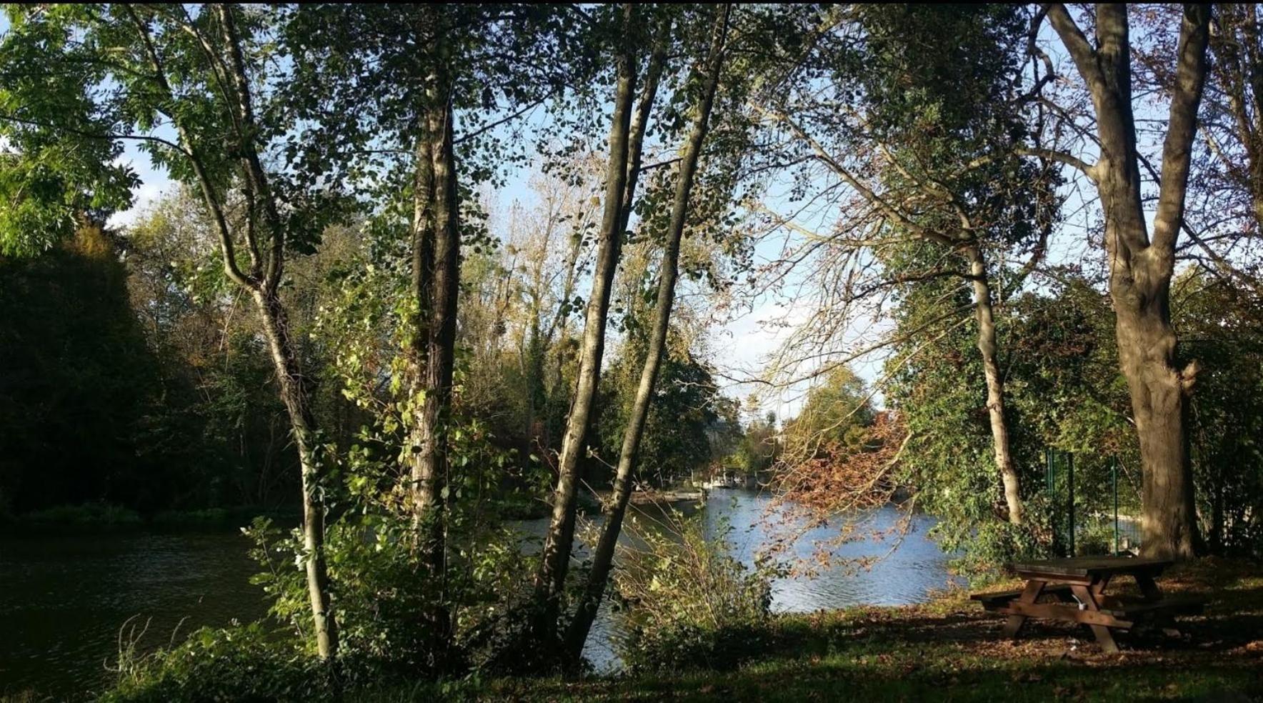 A La Vielle Halle Souppes-sur-Loing Екстер'єр фото